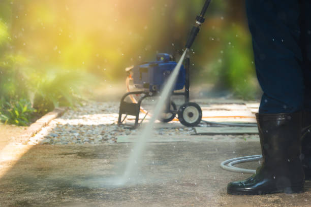 Best Patio and Deck Pressure Washing  in Moorhead, MN